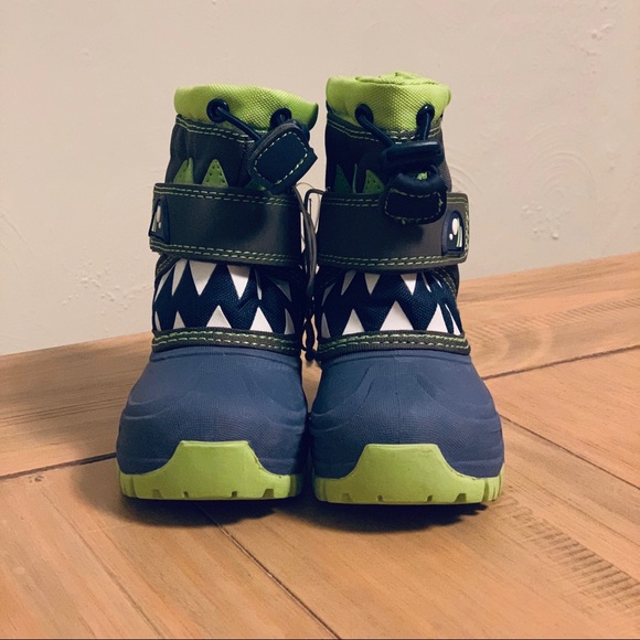 ❗️SALE {Cat & Jack} Bernardo Wolf Winter Boots - Picture 2 of 5